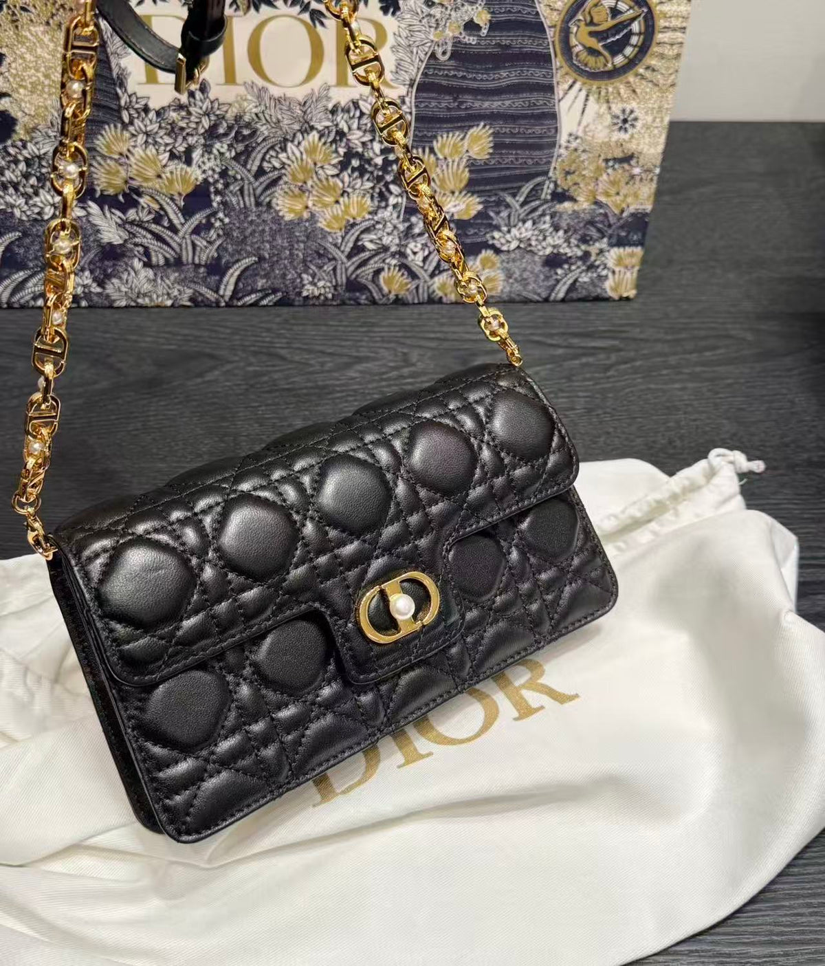 dior-jolie-woc-21-12cm Crossbody
