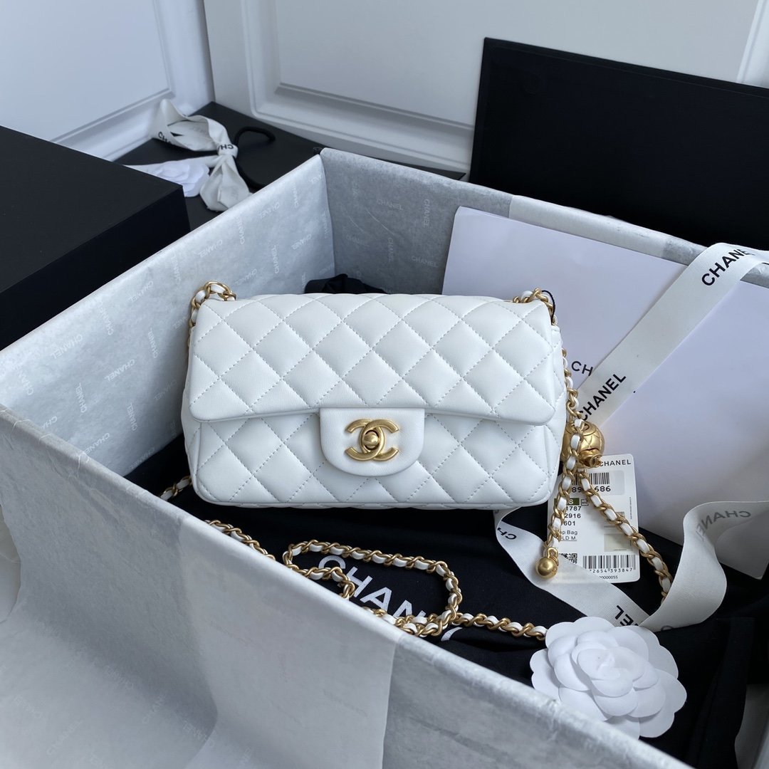 mini-flap-bag-6 Crossbody