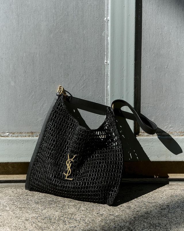 saint-laurent-ysl-raffia-tote-bag Tote