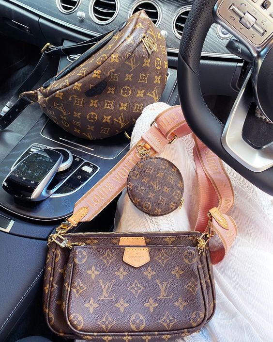 louis-vuitton-multi-pochette-bag-in-pink Crossbody