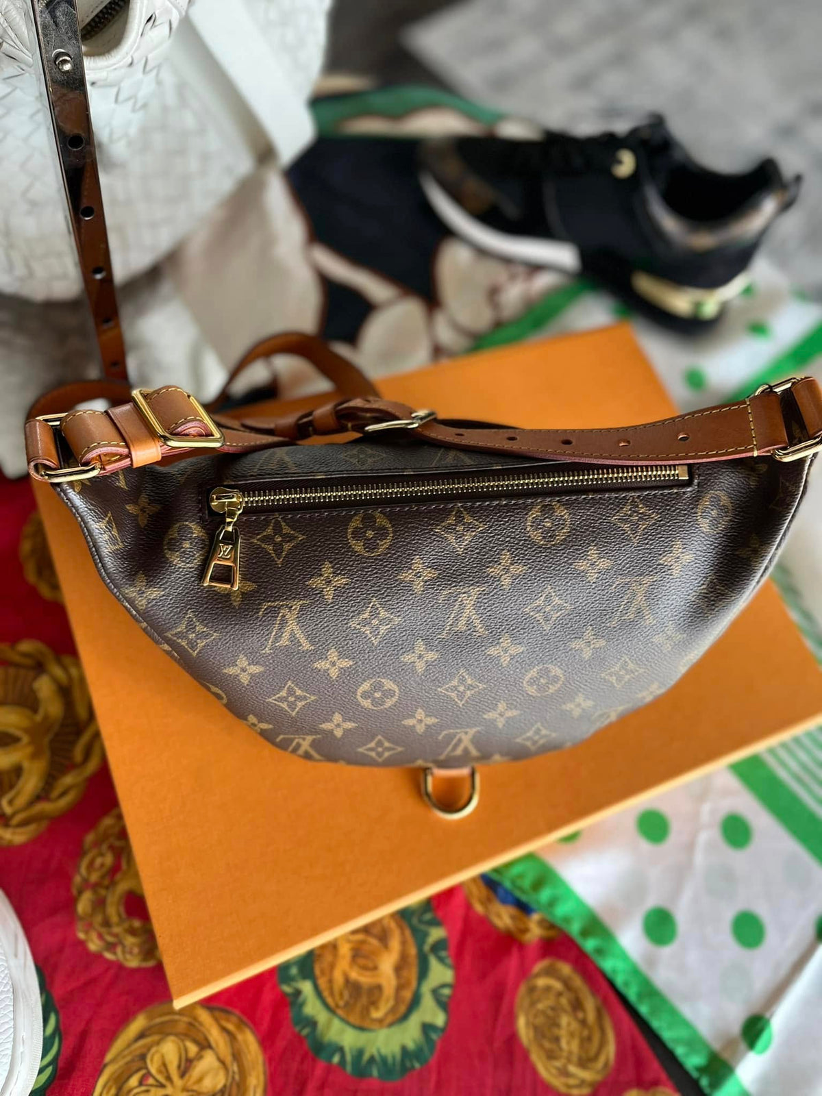 lv-rush-bumbag-monogram Shoulder