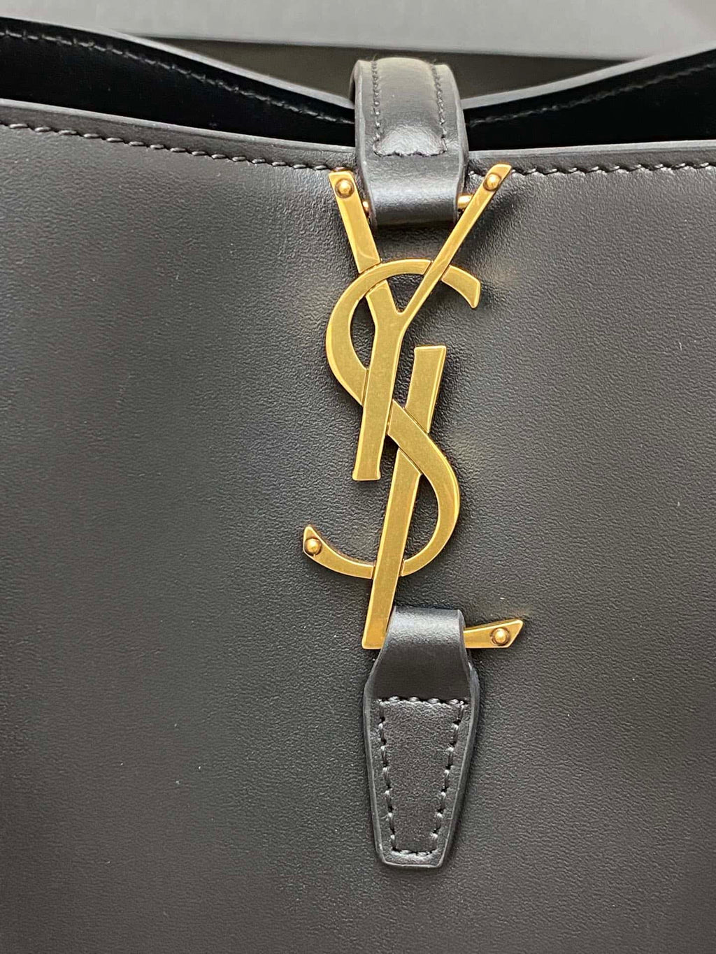 louis-vuitton-new-wave-multi-pochette-handbag Shoulder