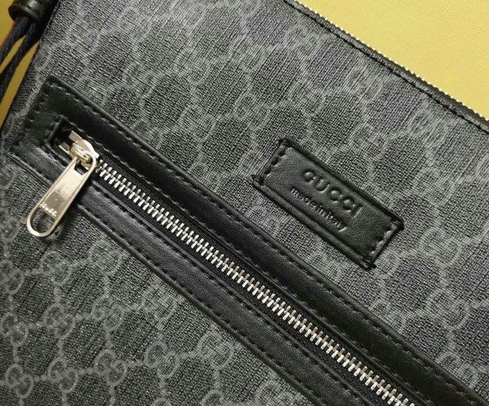 gucci-polyurethane-messenger-bag Crossbody