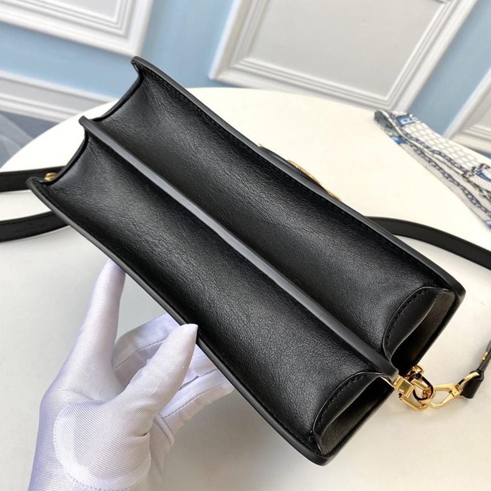 dauphine-mm Crossbody