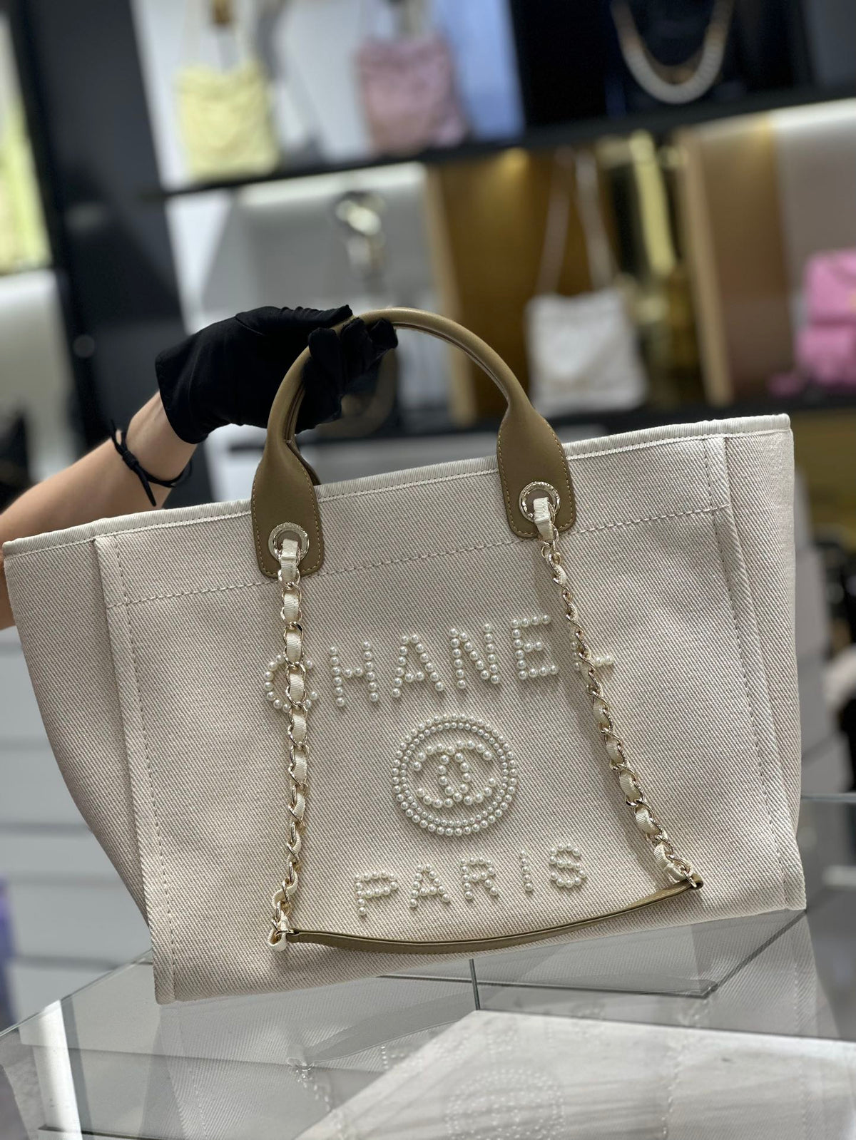 chanel-natural-canvas-and-tan-leather-large-pearl-deauville-tote-30x39x22cm Tote