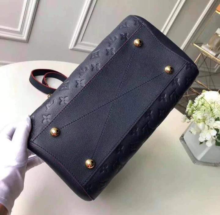 louis-vuitton-montaigne-mm-bag Handle
