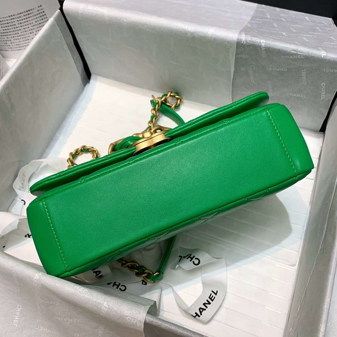 copy-chanel-flap-bag-with-handle Handle