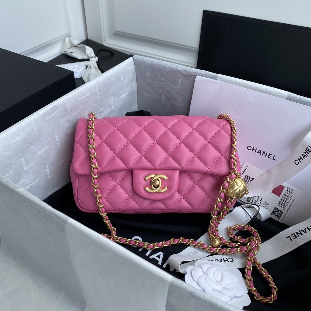mini-flap-bag-4 Crossbody