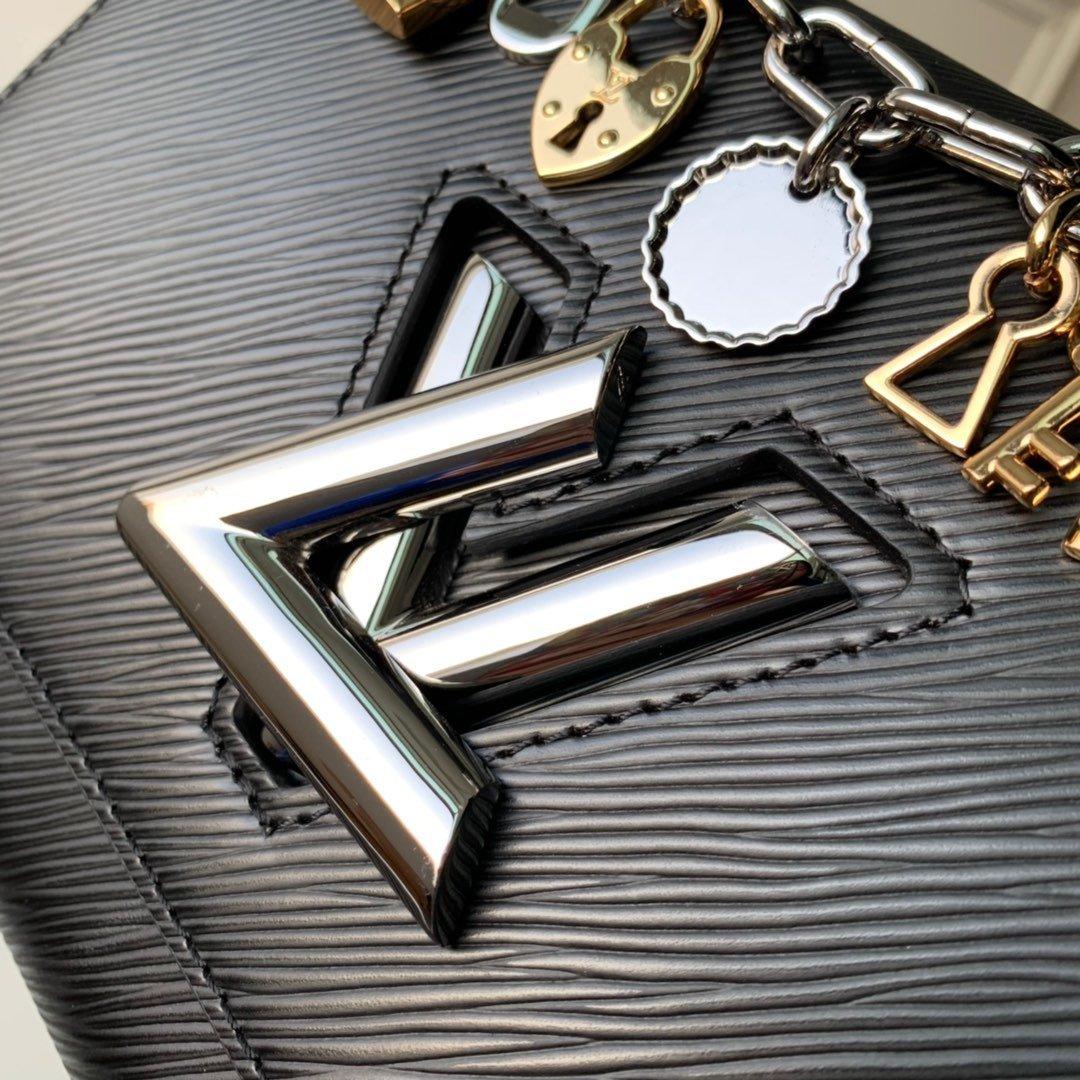 twist-mm-4 Crossbody