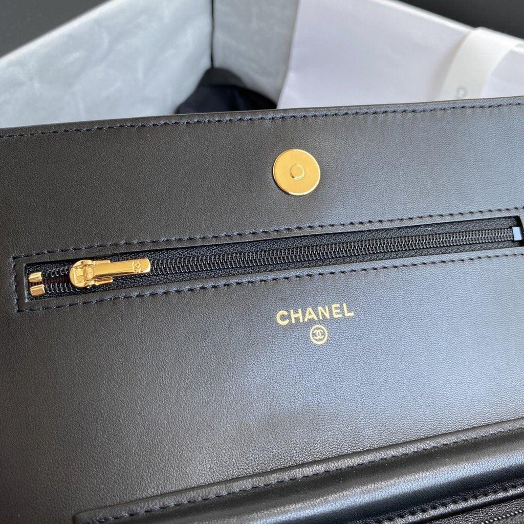 chanel-wallet-on-chain-woc-black-lambskin ohter