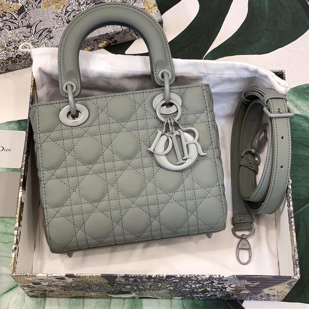 lady-dior-my-abcdior-bag-4 Handle