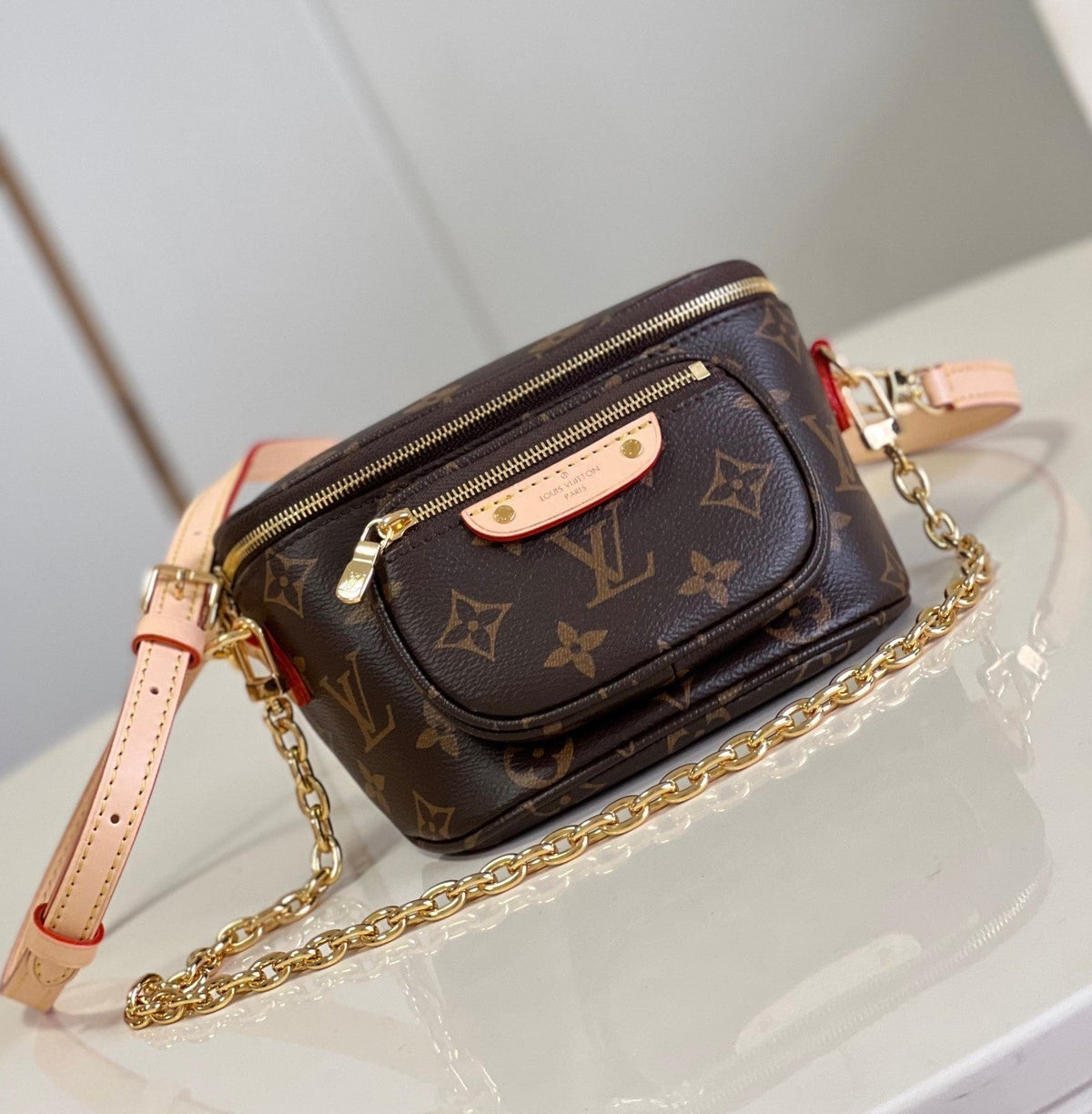 louis-vuitton-mini-bumbag-monogram-17x12x9-5cm Crossbody