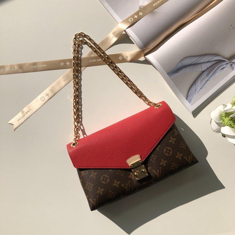 louis-vuitton-bag-15 Shoulder