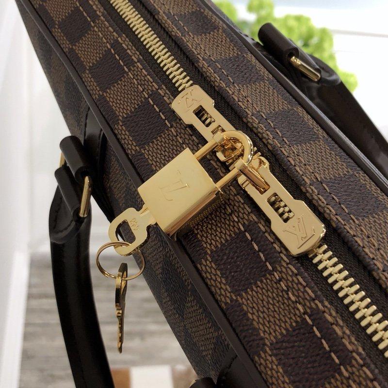 louis-vuitton-bag-3 Handle