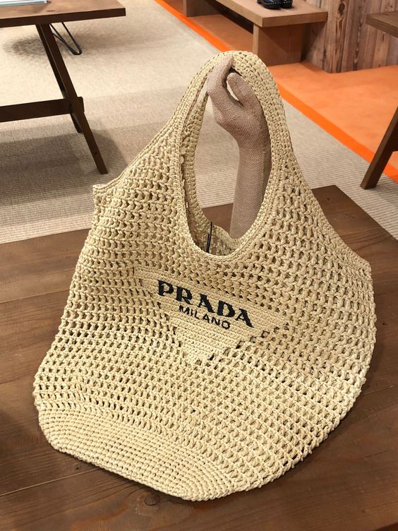 prada-raffia-tote-bag-khaki Tote