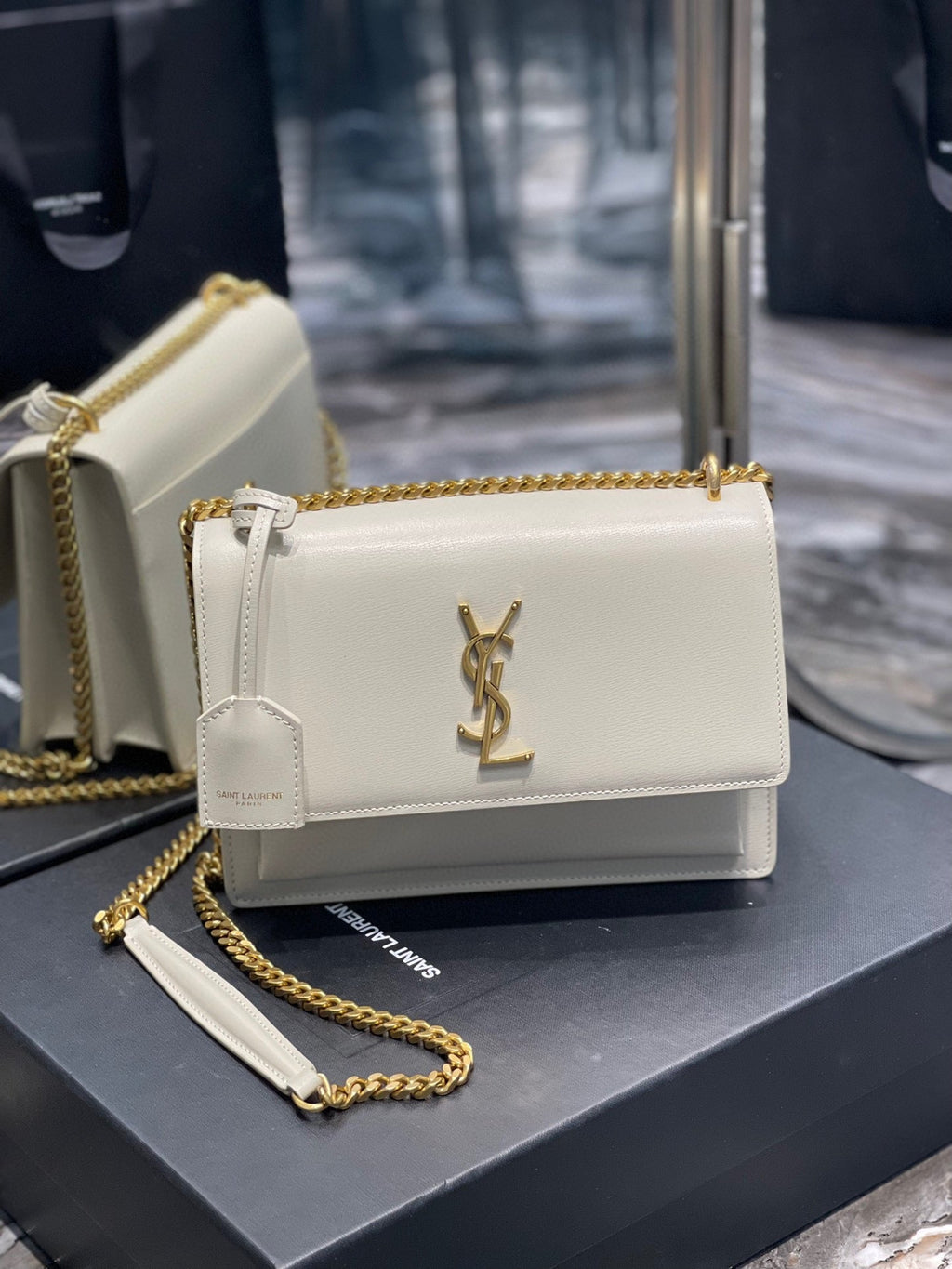 ysl-medium-sunset-bag-22-white-lambskin-gold-tone-22-x-16-x-8cm Crossbody