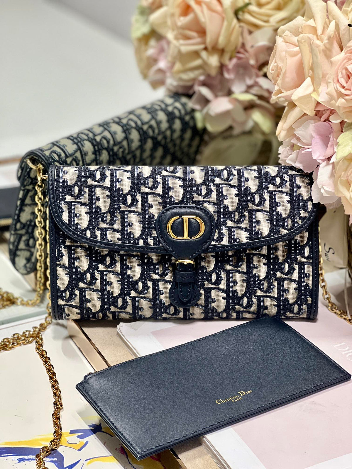 dior-bobby-wallet-on-chain-east-west-blue-oblique-jacquard-21-5-12-4cm Crossbody