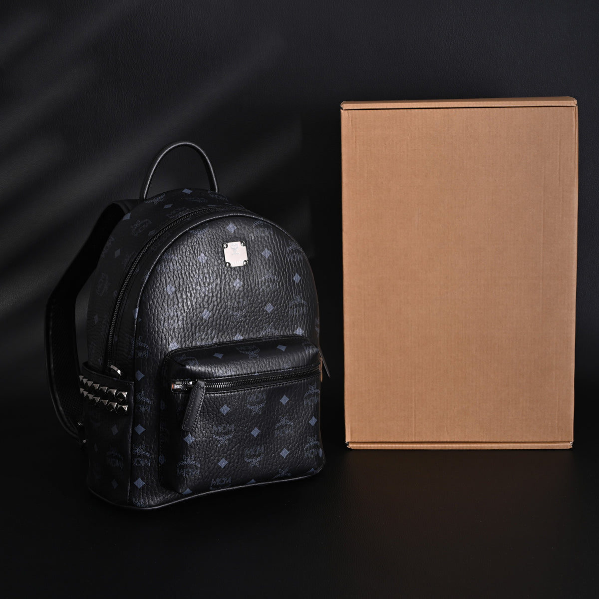 mcm-stark-visetos-medium-backpack-black-monogram-with-studded-detailing ohter