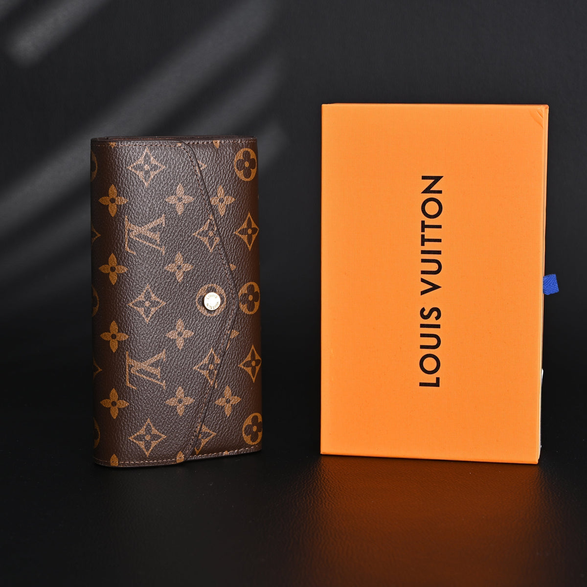 louis-vuitton-sarah-wallet-monogram-canvas-long-flap-wallet-m60531 ohter