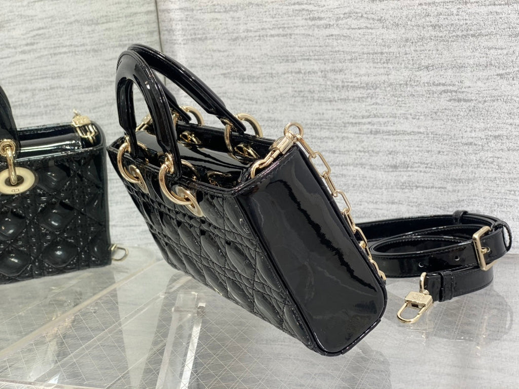 dior-lady-d-joy-medium-patent-black-leather-bag-26x6x14cm Handle