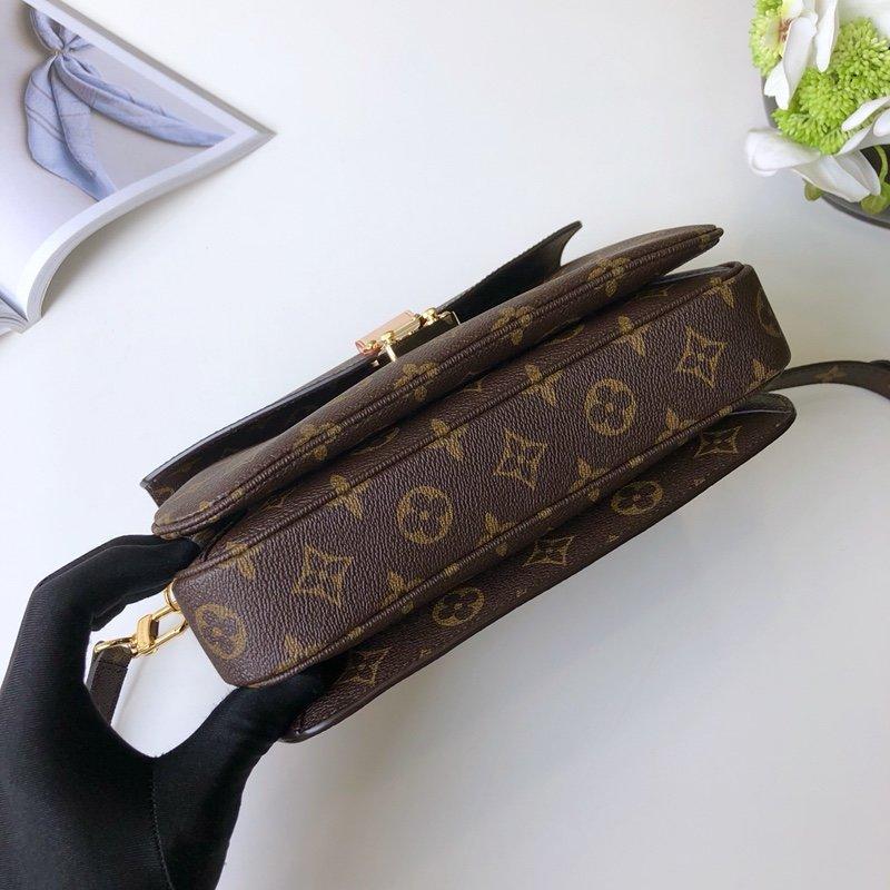 louis-vuitton-pochette-metis Crossbody