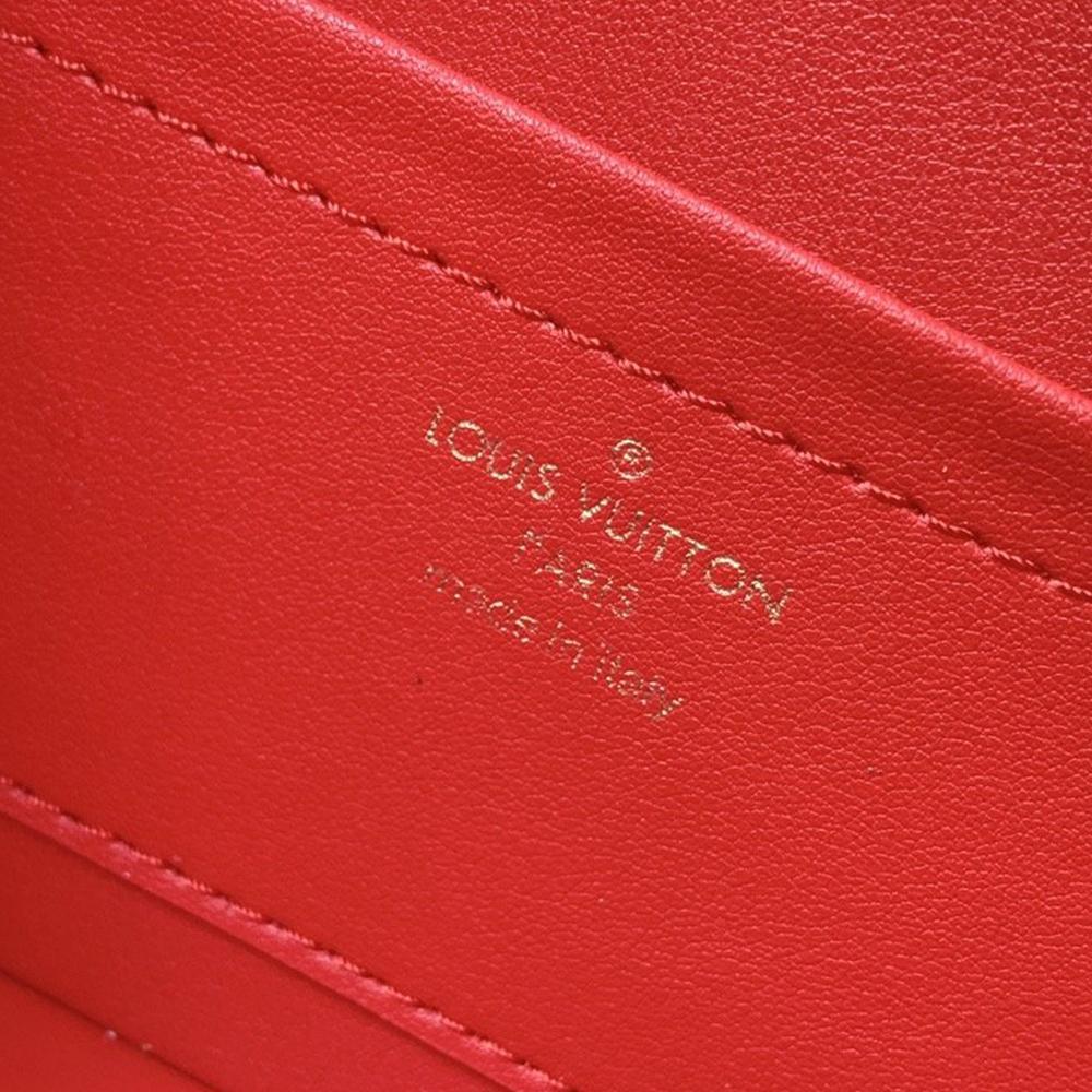 louis-vuitton-bleeker-box-bag-4 Crossbody