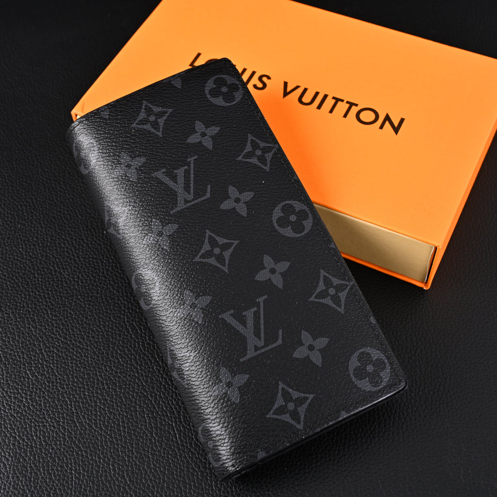louis-vuitton-brazza-wallet-monogram-eclipse-canvas-long-bifold-m61697 ohter