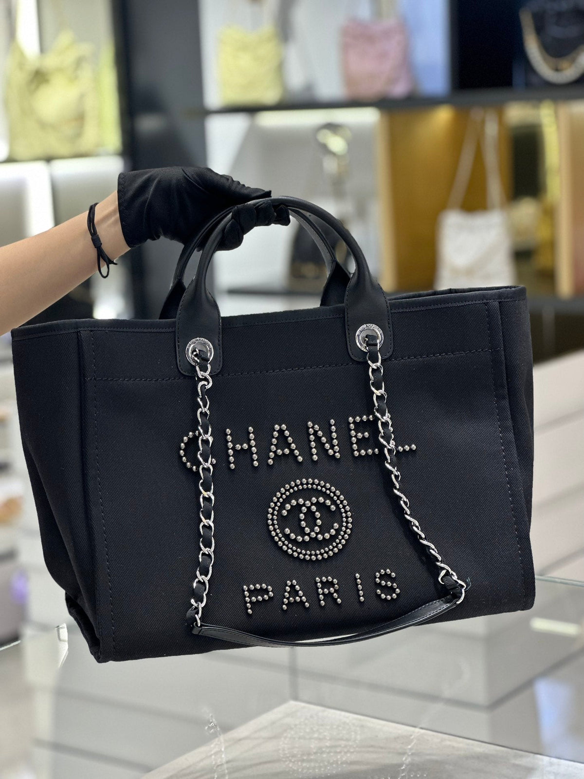 chanel-natural-canvas-and-black-leather-large-pearl-deauville-tote-30x39x22cm Tote