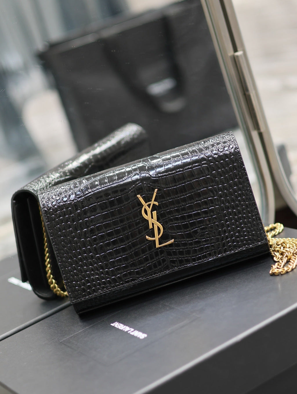 ysl-kate-croc-embossed-black-gold-hardware-23x14x3cm Crossbody