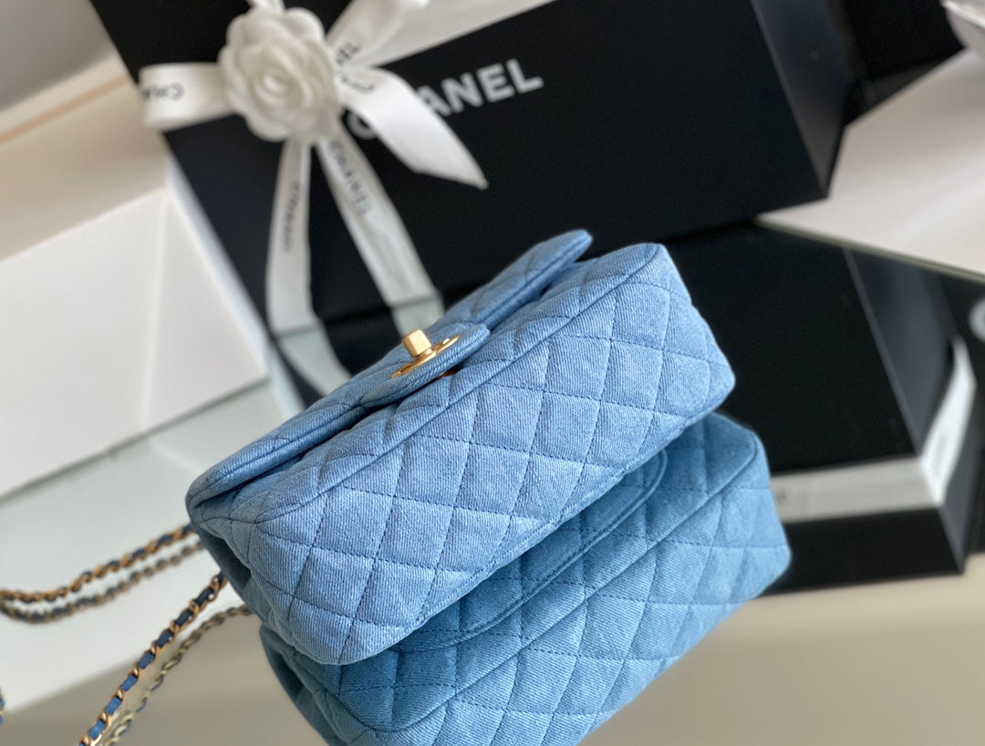 chanel-denim-flap-bag-20x13x7cm Crossbody