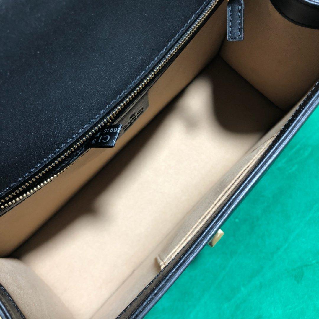 gucci-gg-sylvie-leather-medium-top-handle-bag-1 Handle
