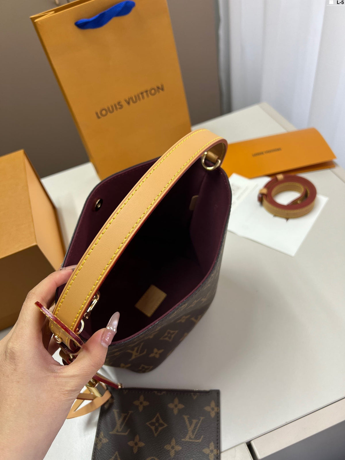 louis-vuitton-lv-vintage-bucket-tote-bag-17x18cm Tote