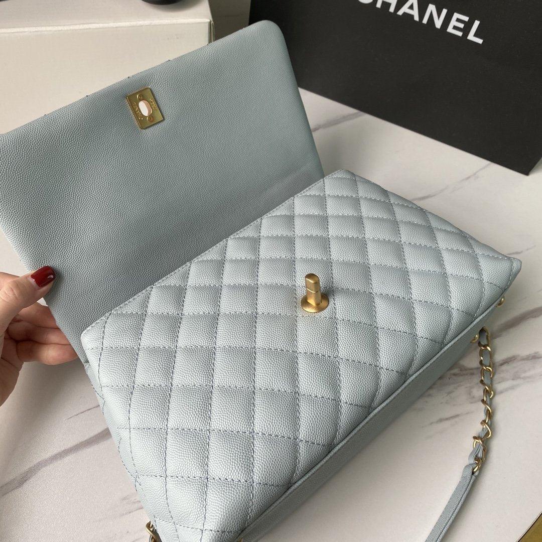 flap-bag-with-top-handle Handle
