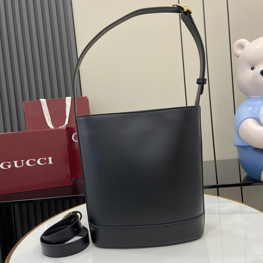 gucci-small-horsebit-embellished-leather-bucket-bag Shoulder