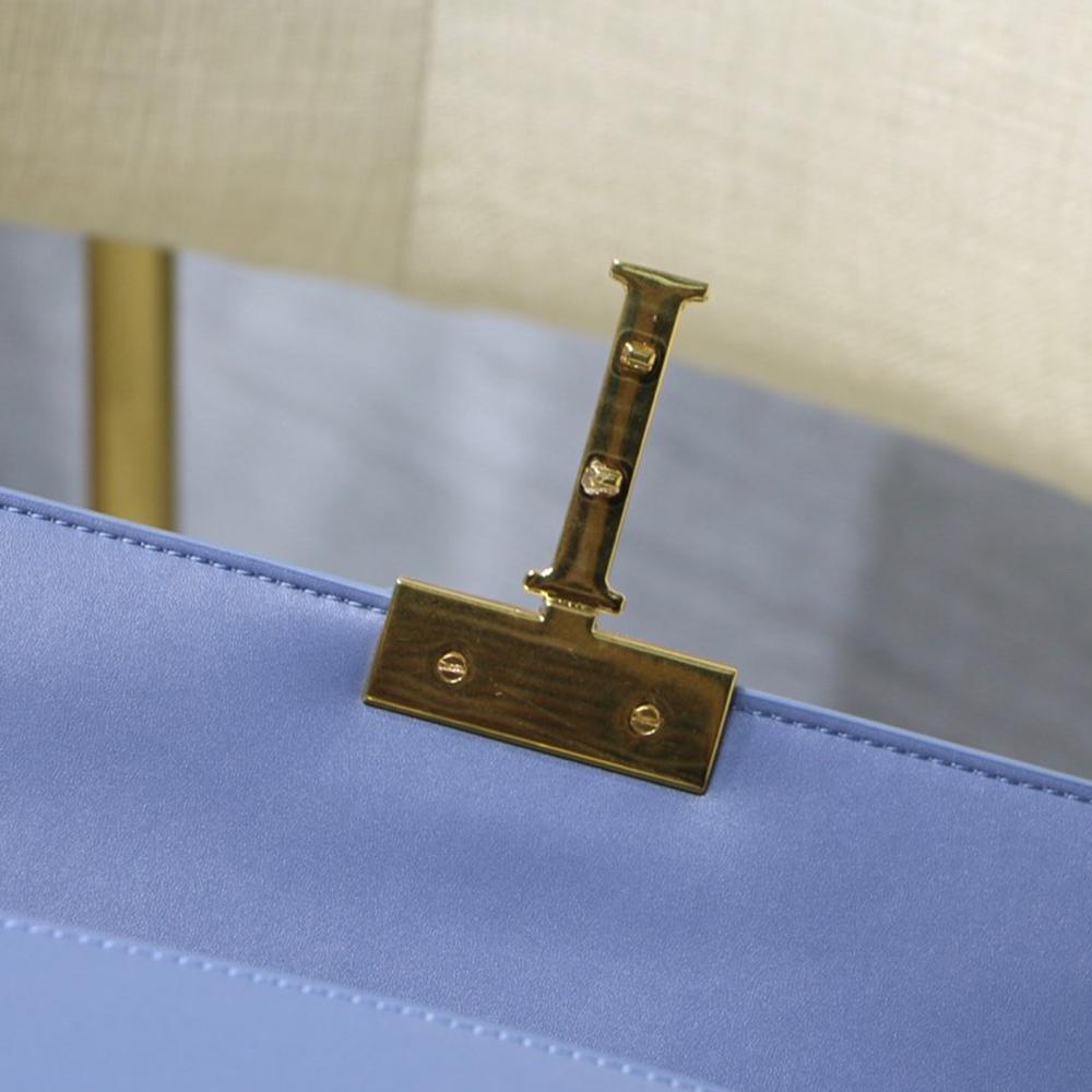 30-montaigne-pouch-8 Crossbody