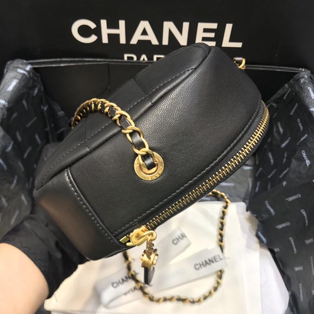 chanel-wallet Crossbody