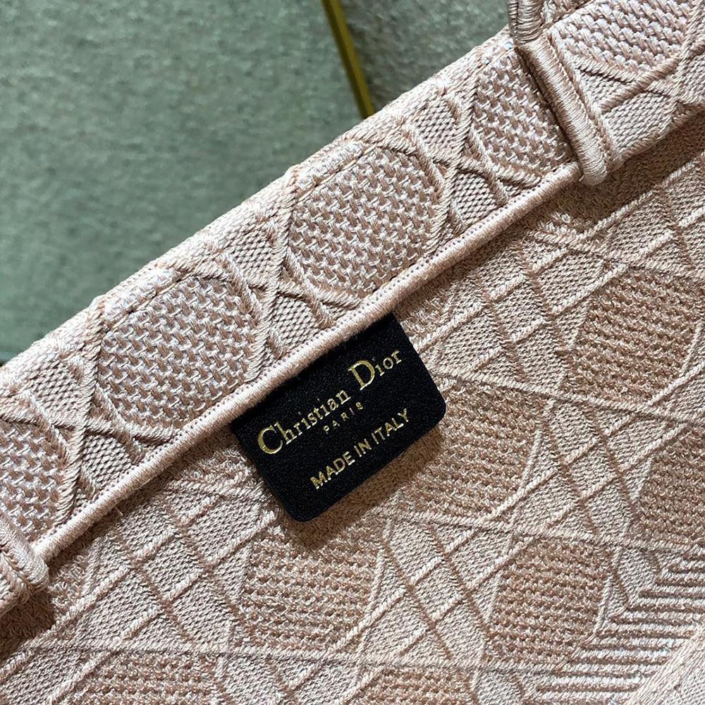 dior-book-tote-16 Tote