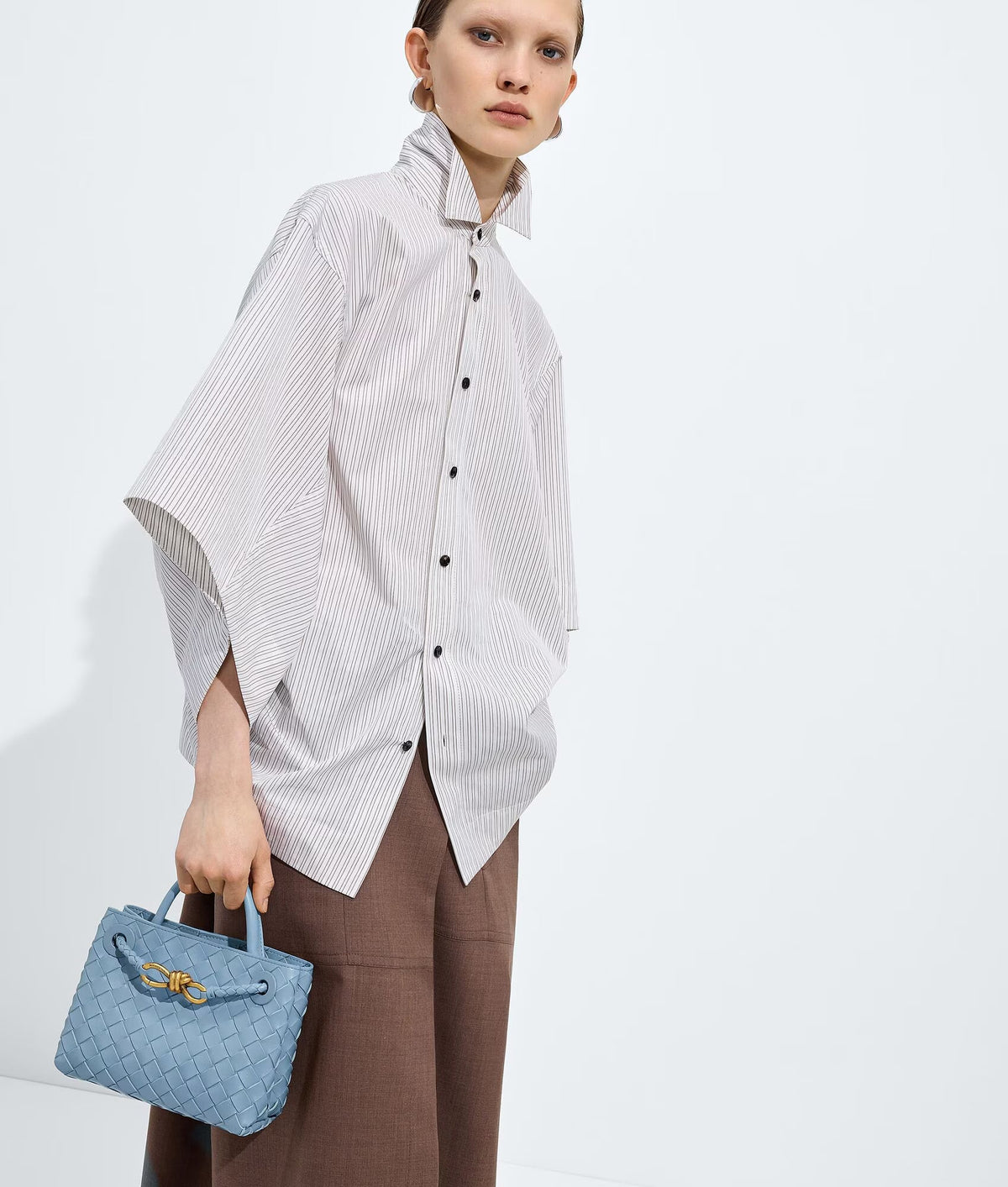 bottega-veneta-mini-andiamo Handle