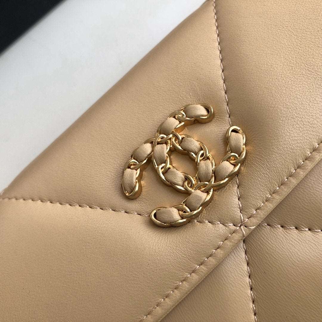 chanel-19-quilted-flap-wallet-long-goatskin-copy ohter
