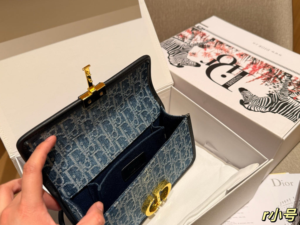 dior-new-fashion-denim-chain-bag-22x13x6cm Shoulder