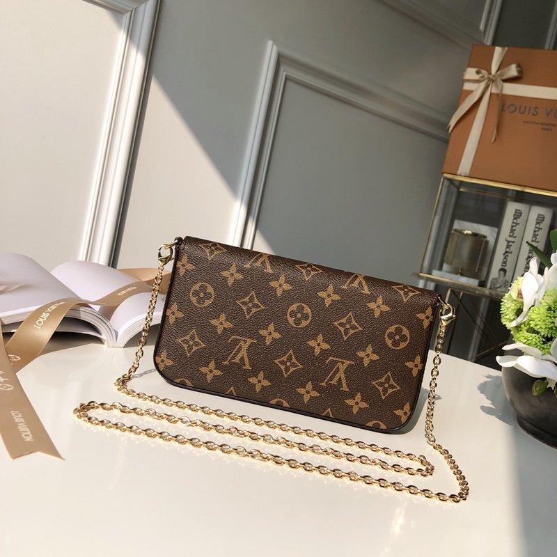 louis-vuitton-wallet-24 Crossbody