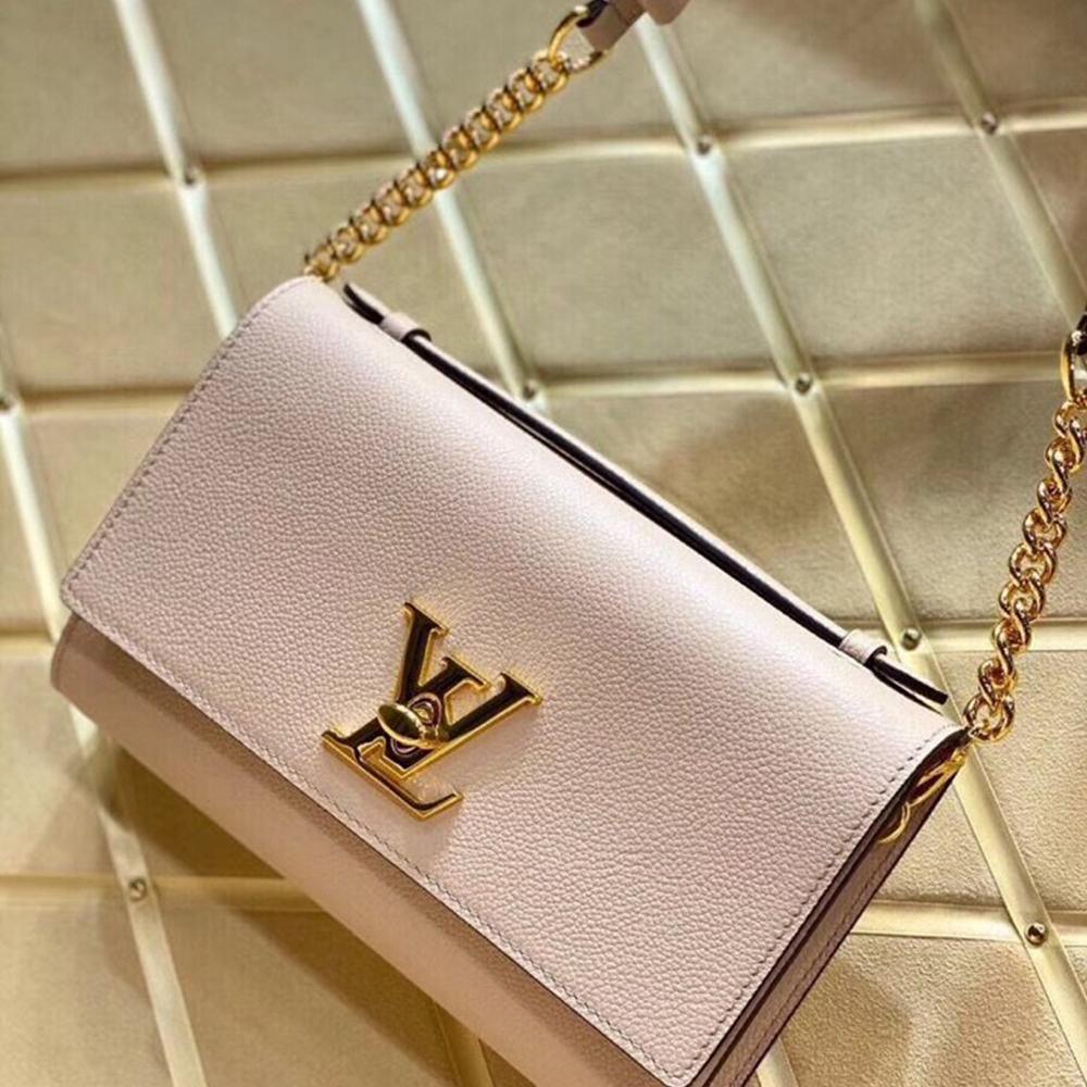 lv-twist-chain-wallet Shoulder