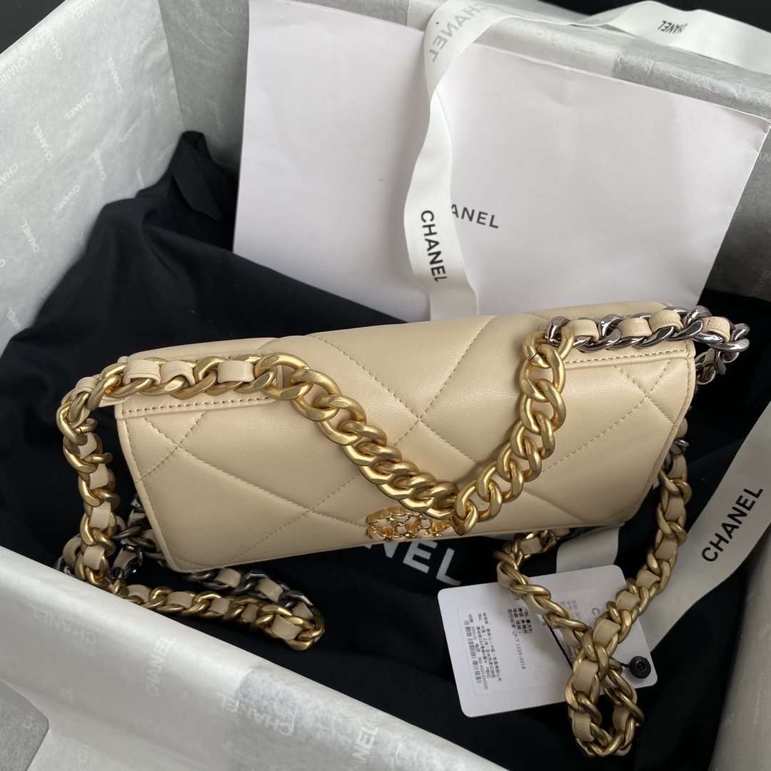 chanel-19-wallet-on-chain-woc-beige-copy ohter