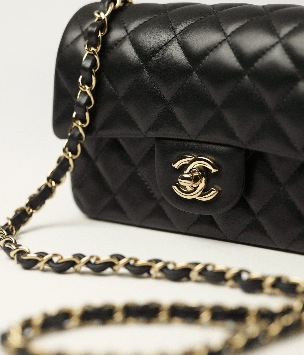 chanel-mini-classic-handbag Crossbody