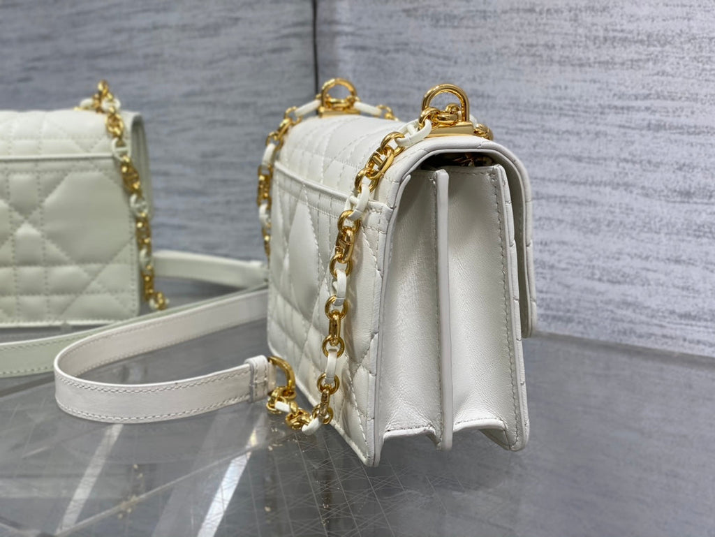 dior-miss-caro-white-macrocannage-lambskin-bag-19-x-13-x-5-5-cm Crossbody