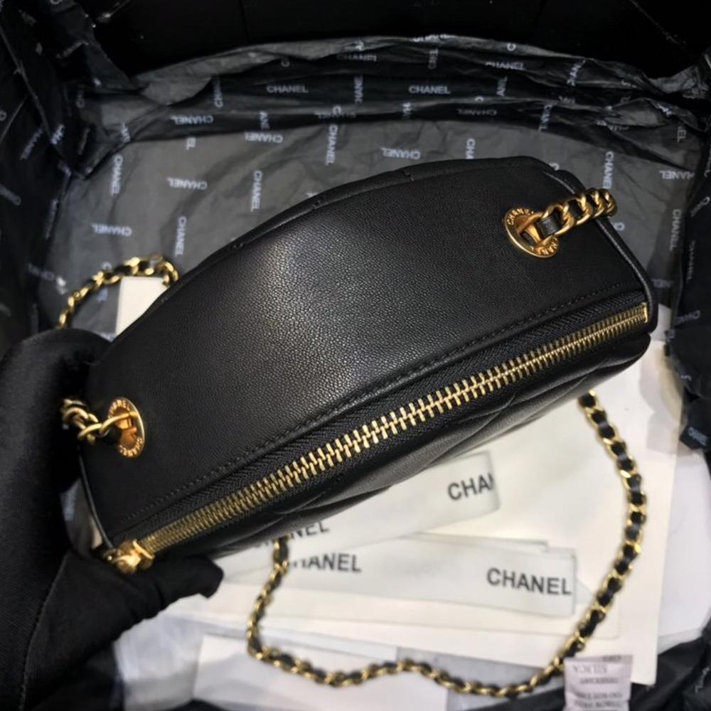 chanel-wallet Crossbody