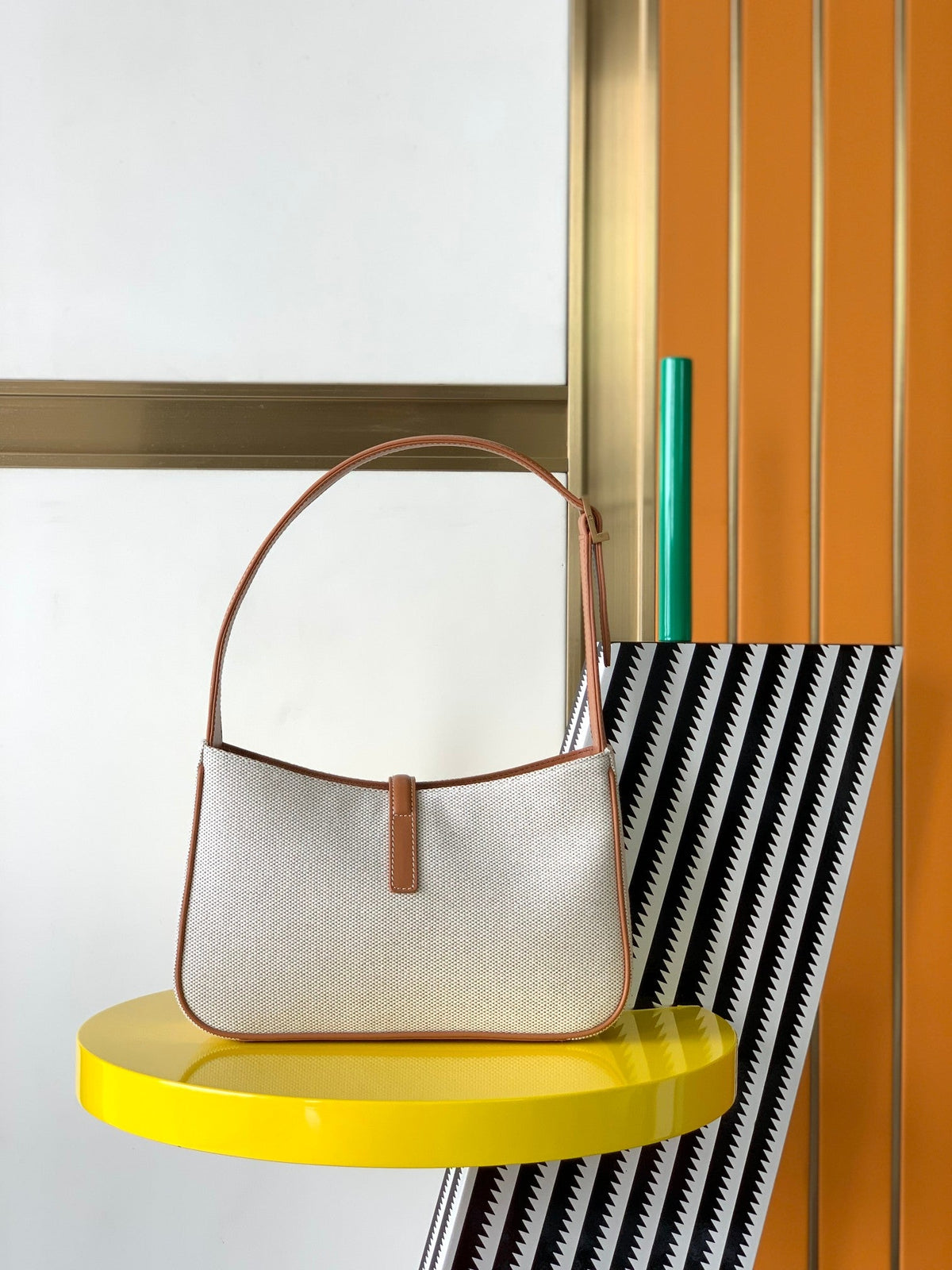 ysl-le-5-a-7-in-canvas-and-leather-23-x-16-x-6-5-cm Shoulder