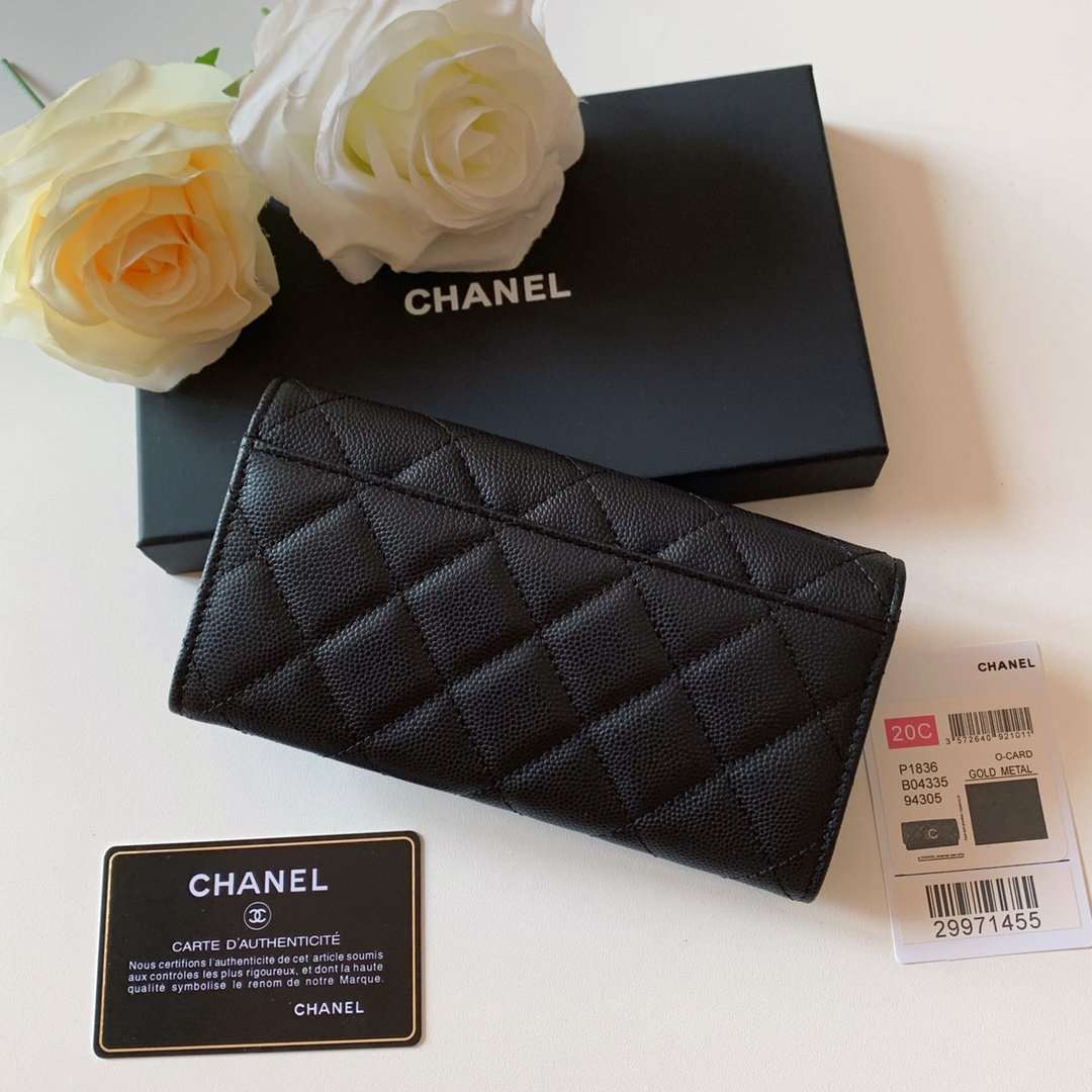 chanel-caviar-quilted-gusset-flap-wallet-copy ohter