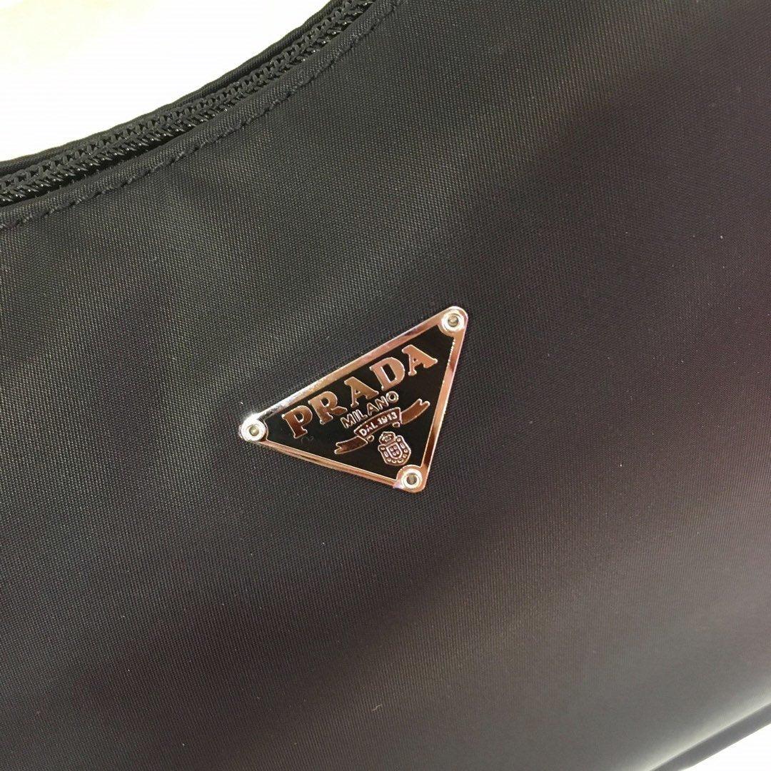 re-edition-2000-nylon-mini-bag Shoulder