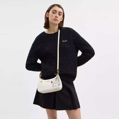 peanuts-teri-snoopy-shoulder-bag Shoulder